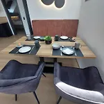 L'appart - New - Free Parking - Self Check-in - Terrasse Apartamento Eynatten