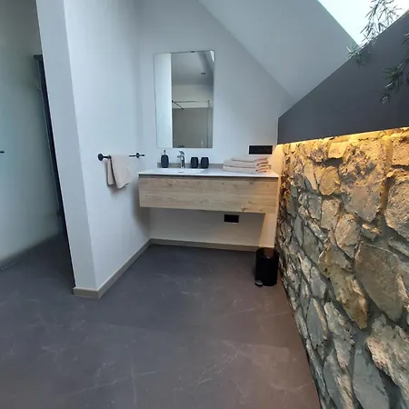 L'appart - New - Free Parking - Self Check-in - Terrasse Apartament *