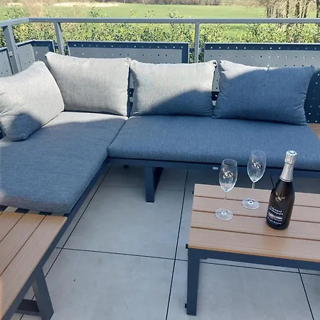 L'appart - New - Free Parking - Self Check-in - Terrasse * Eynatten